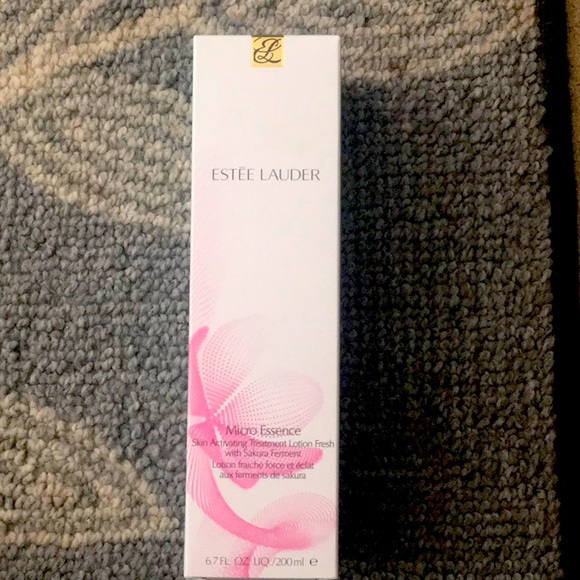 Estee Lauder Micro Essence 6.7 FL. OZ./200ml Brand New Sakura Ferment